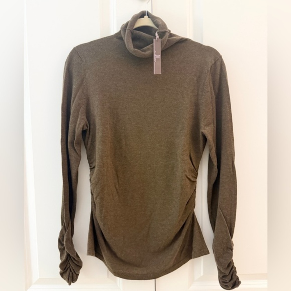 NWT Cullen 100% Cashmere Sweater Top w Turtleneck Ruched Details Lightweight